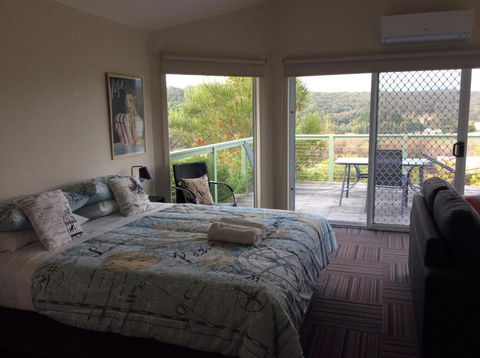 Forrest River Valley- Blue Wren Studio - Tourism Cairns 1