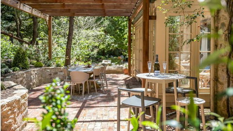 FROGWELL HOLLOW Immerse Into An Idyllic Fairytale - Tourism Cairns 3