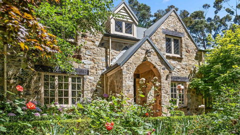 FROGWELL HOLLOW Immerse Into An Idyllic Fairytale - Tourism Cairns 0