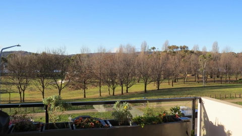 GREENWAY WATERS 2 Bed Apartment - Tourism Cairns 2