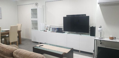 GREENWAY WATERS 2 Bed Apartment - Tourism Cairns 4
