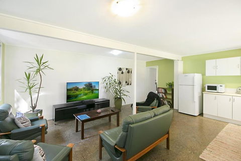 HideAway - Tweed Coast Holidays - Tourism Cairns 1