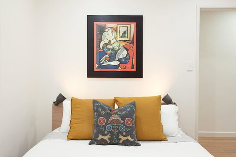 Huge 3 Bed Camperdown Garden Apt W Parking Aircon - Tourism Cairns 3