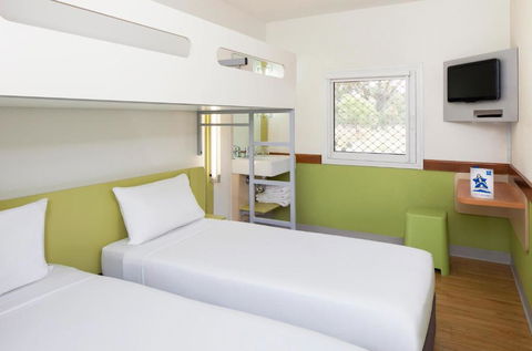 Ibis Budget - Melbourne Airport - Tourism Cairns 2