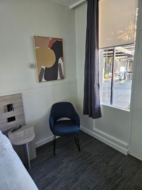 International Hotel Motel - Tourism Cairns 3