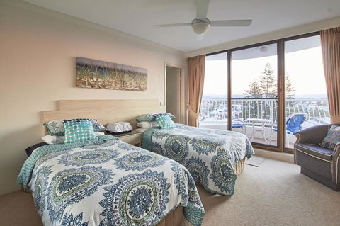 Albatross North Apartments - Tourism Cairns 3