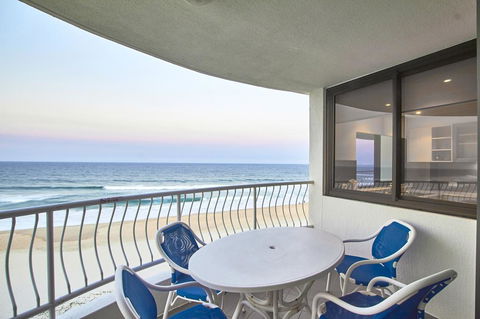 Albatross North Apartments - Tourism Cairns 1