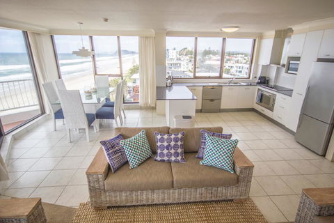 Albatross North Apartments - Tourism Cairns 2