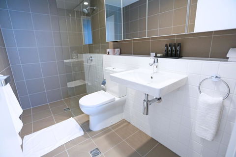 Alex Perry Hotel & Apartments - Tourism Cairns 2