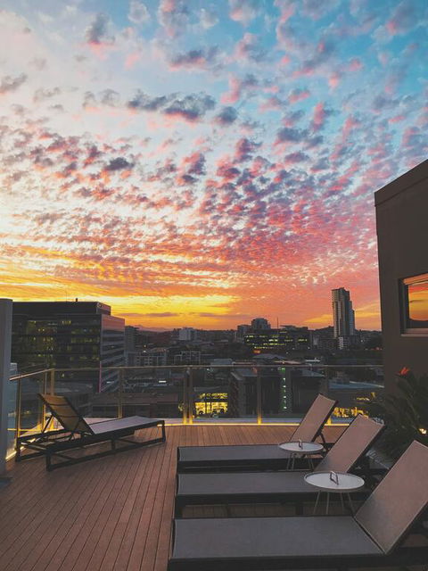 Alex Perry Hotel & Apartments - Tourism Cairns 3