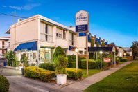Book Essendon Accommodation Vacations Tourism Cairns Tourism Cairns