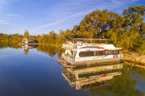 All Seasons Houseboats - Tourism Cairns 1
