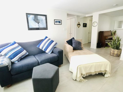Aloha Alex Beach House Pet-friendly- 450m To The Beach - Tourism Cairns 2