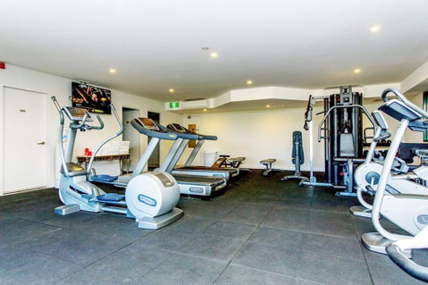 Alpha Hotel Canberra - Tourism Cairns 2