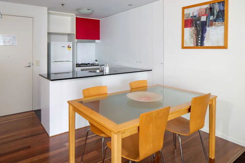 Amazing Brisbane CBD 2 Bedroom Apartment With River Views - Tourism Cairns 1