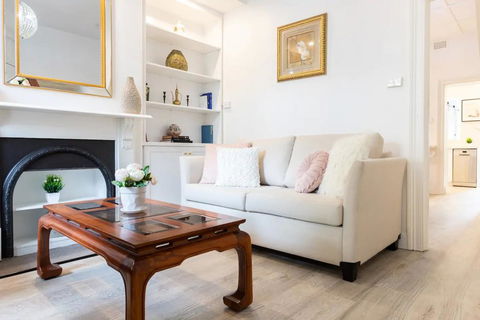 Amazing Waterview Terrace At The Rocks Sydney CBD - Tourism Cairns 0