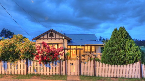 Andavine House - Bed & Breakfast - Tourism Cairns 0