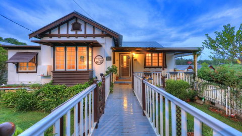 Andavine House - Bed & Breakfast - Tourism Cairns 1