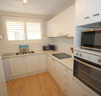 Annie's Apartment - Tourism Cairns