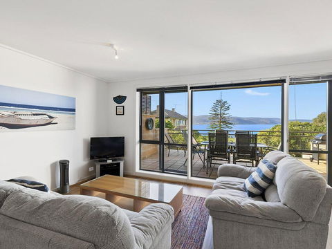 APARTMENT 26 PACIFIC APARTMENTS - Walk To Town - Tourism Cairns 0