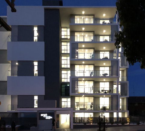 Argo Apartments - Tourism Cairns 0