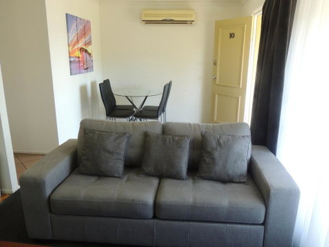 Argyle Terrace Motor Inn - Tourism Cairns 1