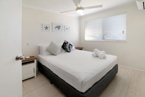 MAINSAIL8- MOOLOOLABA BEACH - Tourism Cairns 1