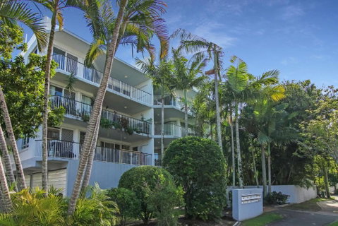 MAINSAIL8- MOOLOOLABA BEACH - Tourism Cairns 3