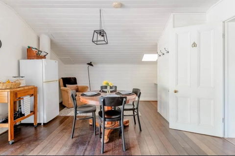 MARYBANK ESTATE - BARN LOFT - Tourism Cairns 3