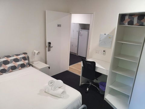 MiHaven Shared Living - Martyn St - Tourism Cairns 0