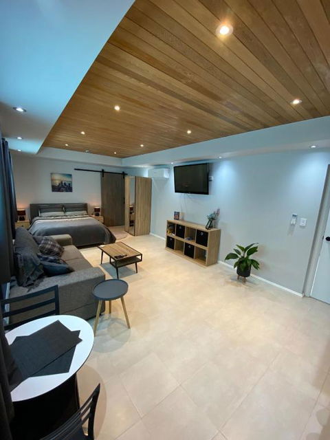 Mindarie Beachside Studio - Tourism Cairns 0