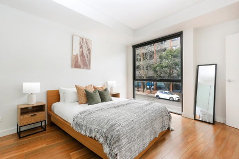 Modern Alexandria Apartments L 1 Bedroom - Tourism Cairns 3