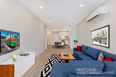 Modern Apartment On Courtney-02594 - Tourism Cairns 0