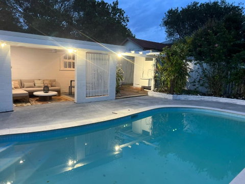 Modern Pool Oasis & Seaside Abode - Tourism Cairns 0