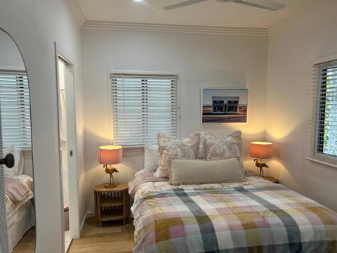 Modern Pool Oasis & Seaside Abode - Tourism Cairns 1