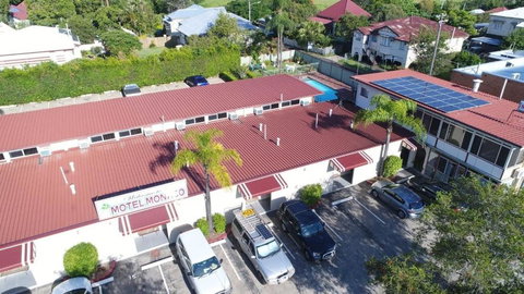 Motel Monaco - Tourism Cairns 1