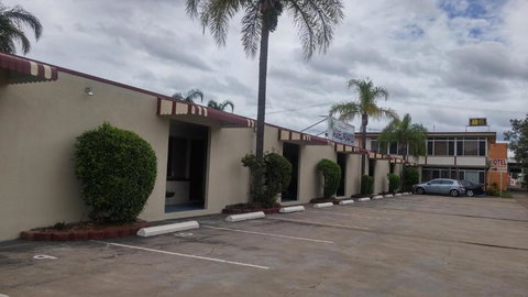 Motel Monaco - Tourism Cairns 0