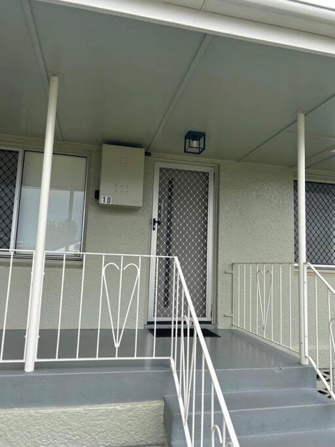 Mt Isa - Emerald Gem 3 Bedroom Home QUIET AREA - Tourism Cairns 1