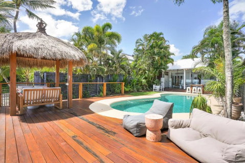 Mylara Beachfront Holiday Home - Tourism Cairns 3
