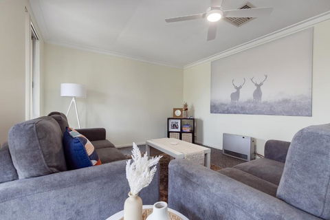 Nanas House By Swan Bnb Management - Tourism Cairns 2