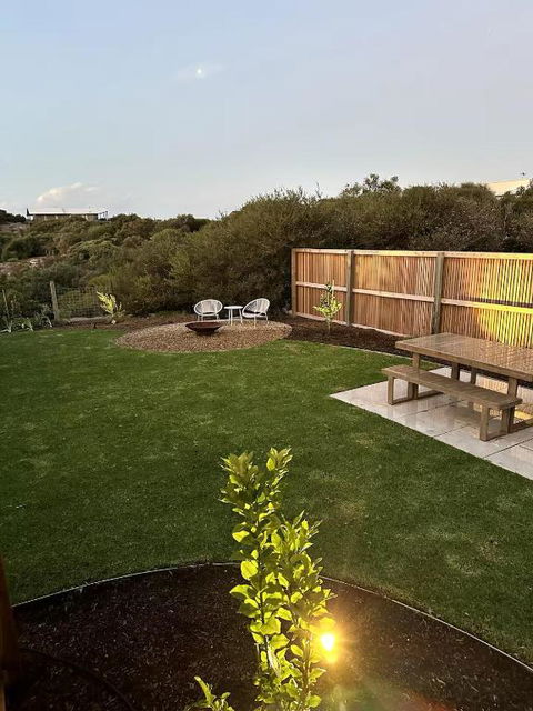 NEW Magpie Sands - 3 Bedroom Home - Downstairs Only, 1 Min Walk To Aldinga Beach - Tourism Cairns 0