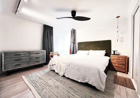 NEW Serene Modern Oasis - Tourism Cairns 1