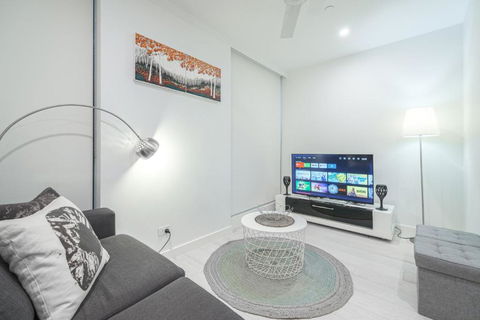 Next To Royal Hospital And Mel Uni 1br - Tourism Cairns 2