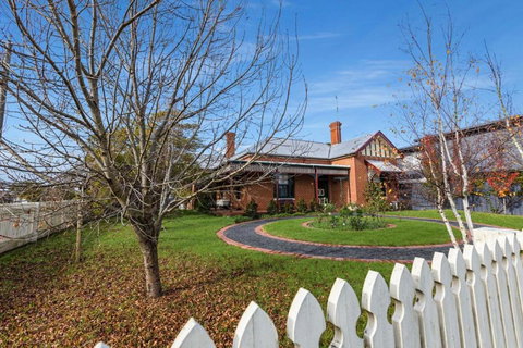 Noble View - Tourism Cairns 1