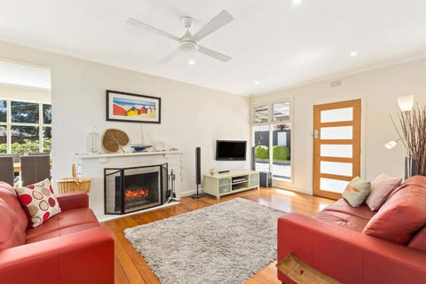 North Haven Family Beach Retreat - Tourism Cairns 3