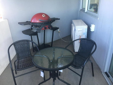 Ocean View 2 Bedroom Apartment - Tourism Cairns 1