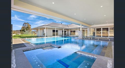 ON Keppies - BnB - Family Farm & Wedding Guest Accommodation Paterson NSW - Tourism Cairns 2