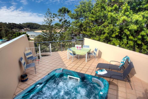 Oceanview 6 With Rooftop Terrace & Spa - Tourism Cairns 0
