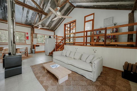 Orchard Cottage - Quiet Farm Escape - Tourism Cairns 0