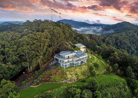 ON TOP Of THE WORLD Garden Studio - Tourism Cairns 2